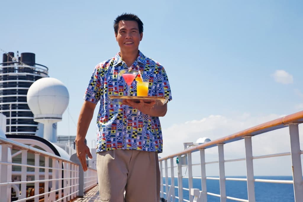 Career-paths-in-cruise-ship-management
