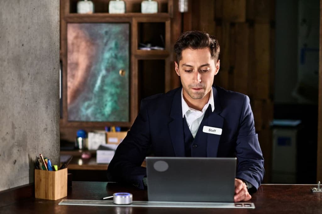 What-is-it-like-to-work-for-a-hotel-management-company